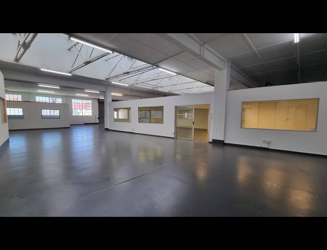 945M² WAREHOUSE TO LET IN OBSERVATORY